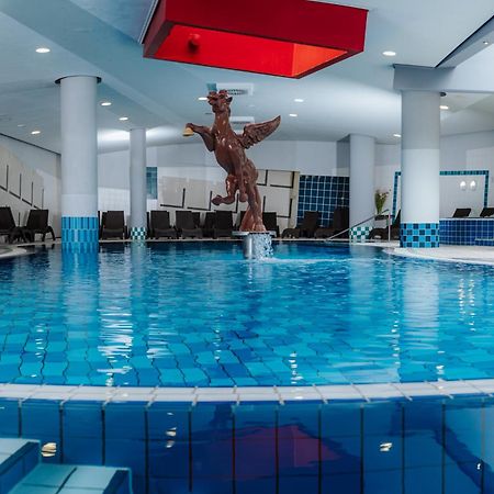 Hotel Zagreb - Health & Beauty โรกัชกา สลาทินา ภายนอก รูปภาพ