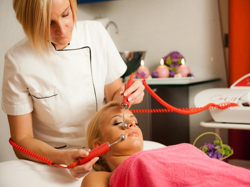 Hotel Zagreb - Health & Beauty โรกัชกา สลาทินา ภายนอก รูปภาพ