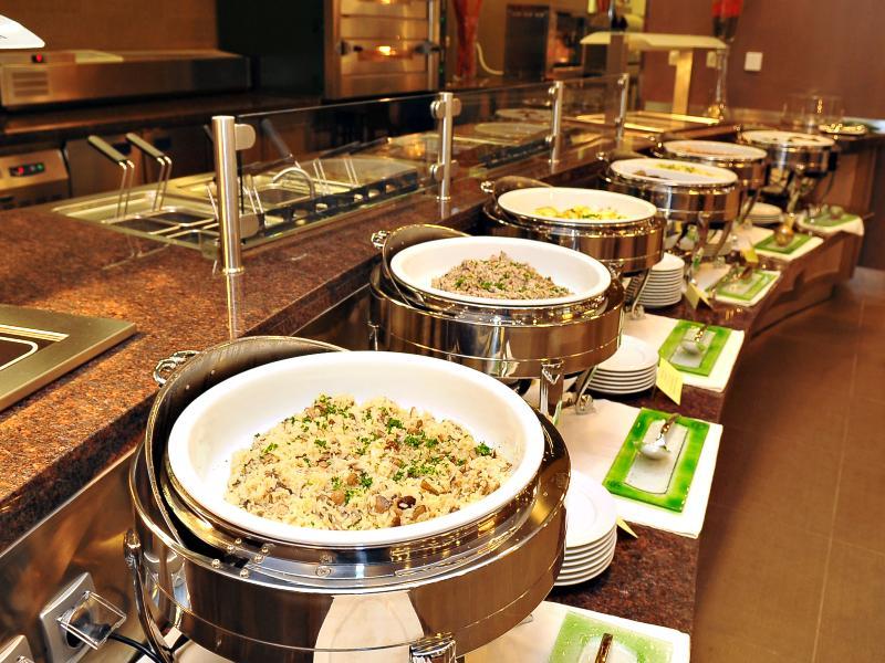 Hotel Zagreb - Health & Beauty โรกัชกา สลาทินา ภายนอก รูปภาพ