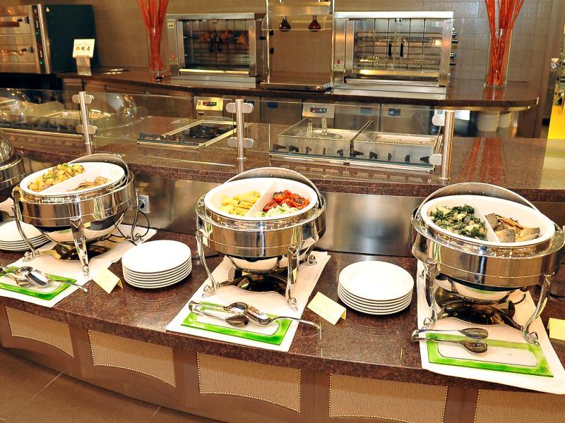 Hotel Zagreb - Health & Beauty โรกัชกา สลาทินา ภายนอก รูปภาพ