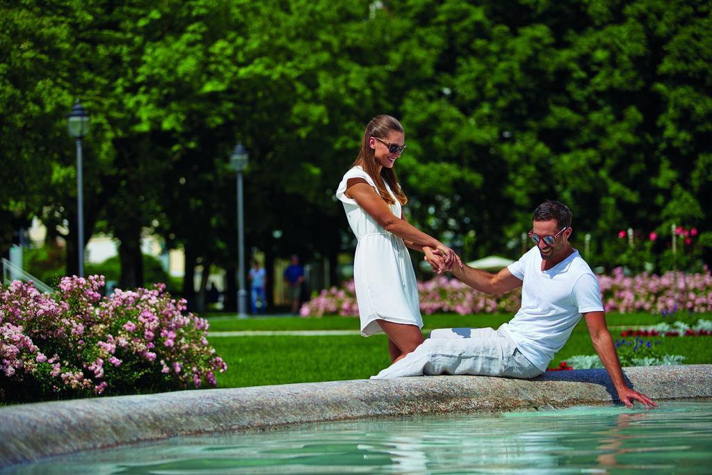 Hotel Zagreb - Health & Beauty โรกัชกา สลาทินา ภายนอก รูปภาพ