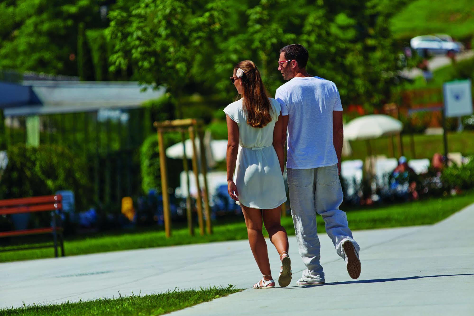 Hotel Zagreb - Health & Beauty โรกัชกา สลาทินา ภายนอก รูปภาพ