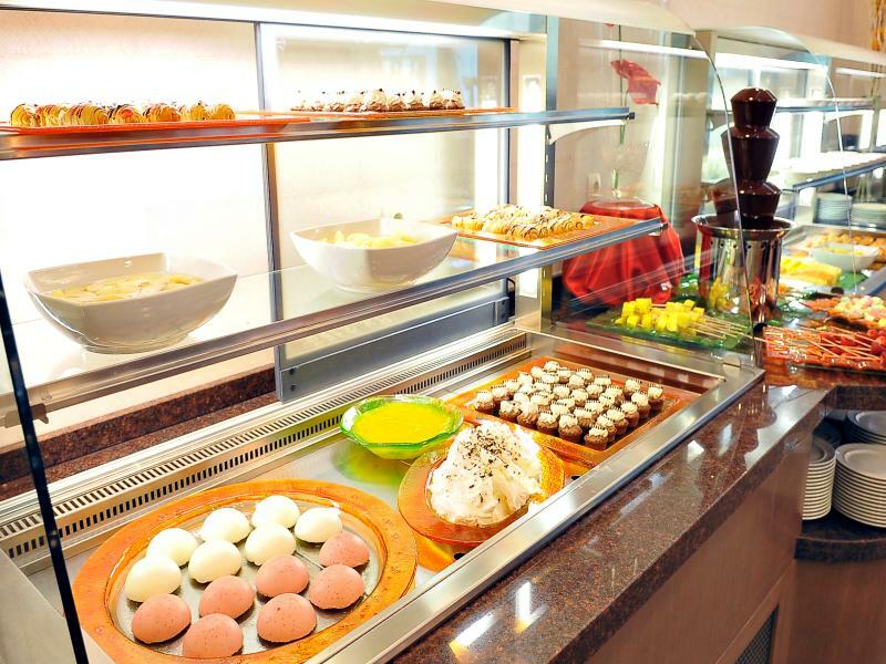 Hotel Zagreb - Health & Beauty โรกัชกา สลาทินา ภายนอก รูปภาพ